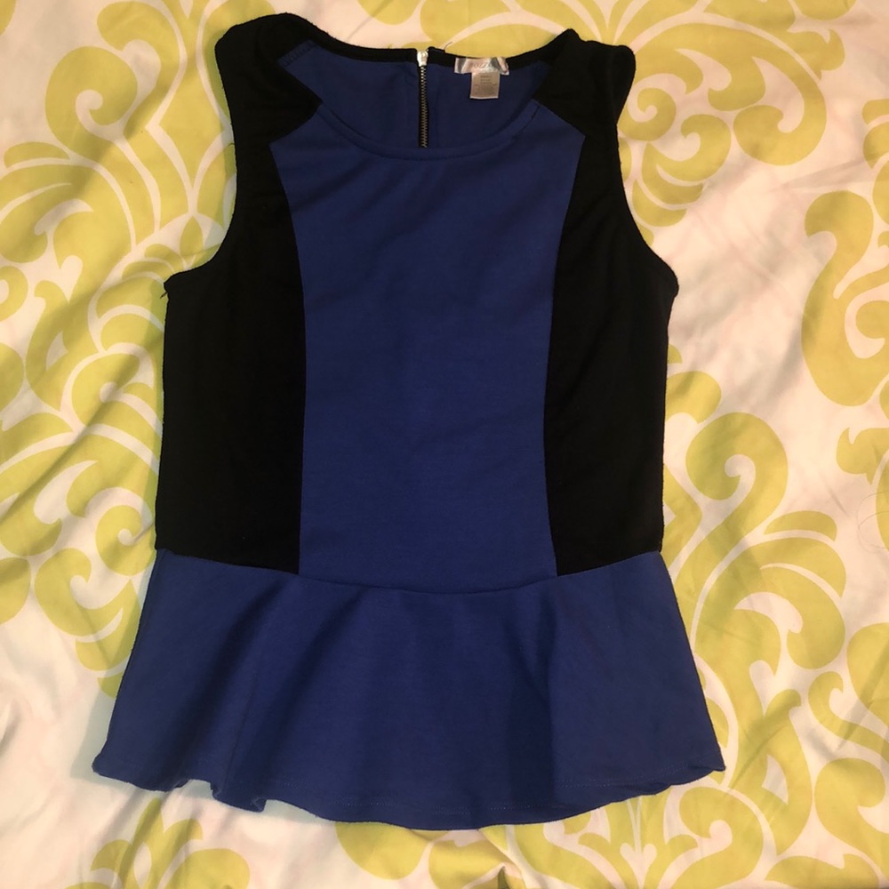 🌸Sleeveless Peplum Top